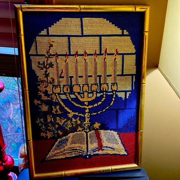 Large Needle Point Approximately19’ by 13’ Vibrant Colors Gold Bamboo Frame - Picture 11 of 12